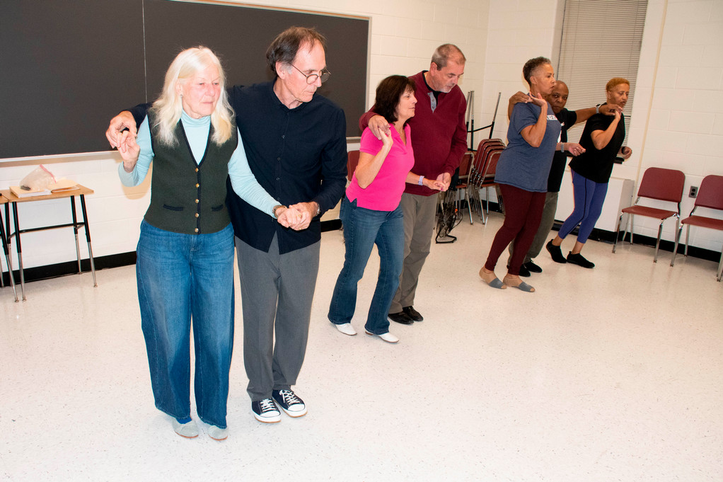 Students participate in hand dancing class