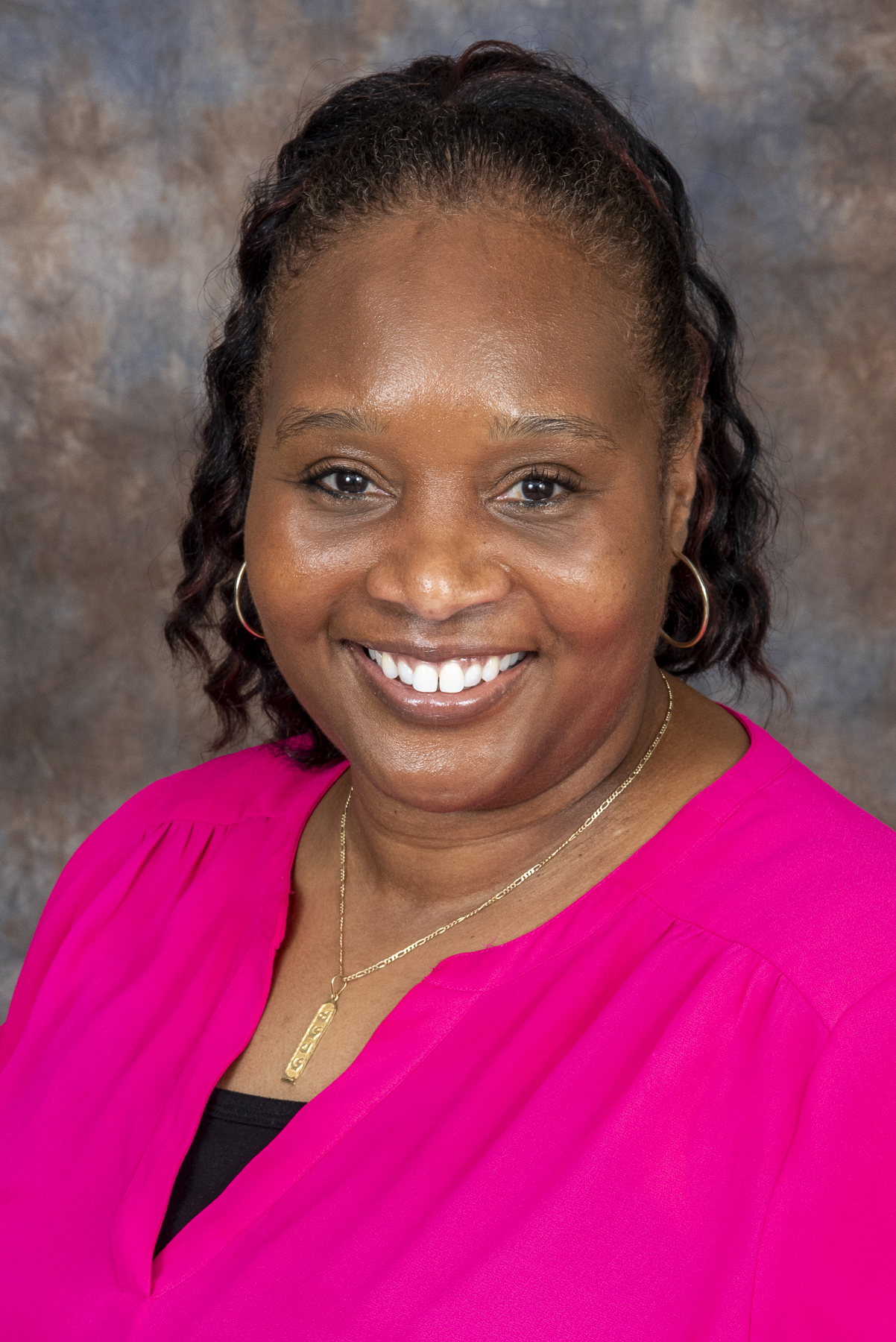 Kelly Williams headshot